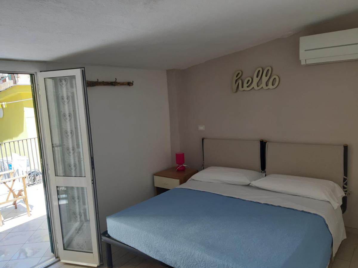 Mare Dentro Hotel Riomaggiore Bagian luar foto